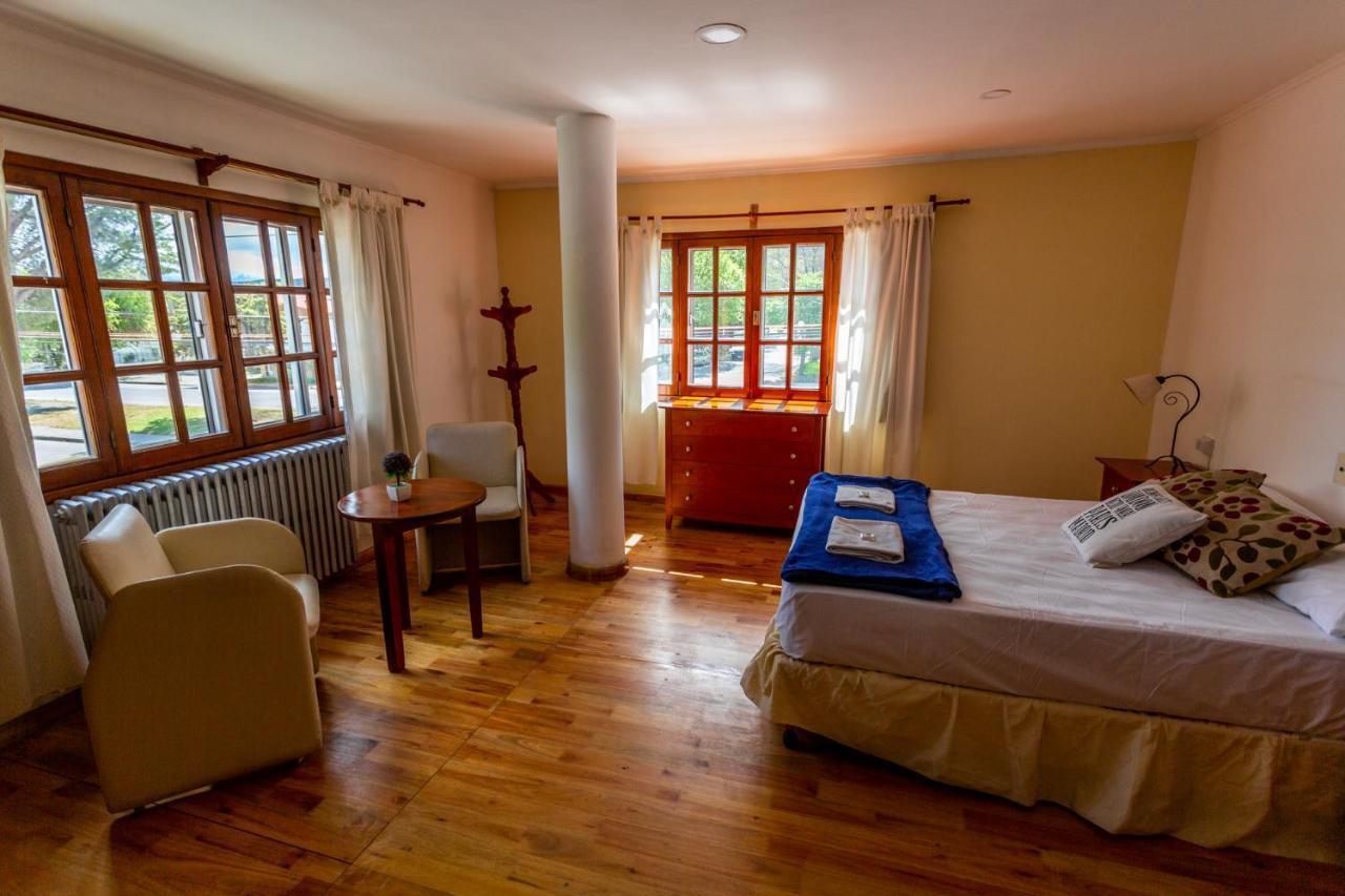 Hostel Pinto Terraza Esquel Exteriér fotografie